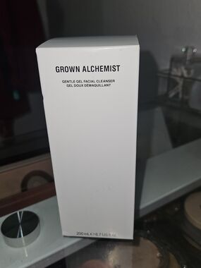 Grown Alchemist Gentle Gel Facial Cleanser - White